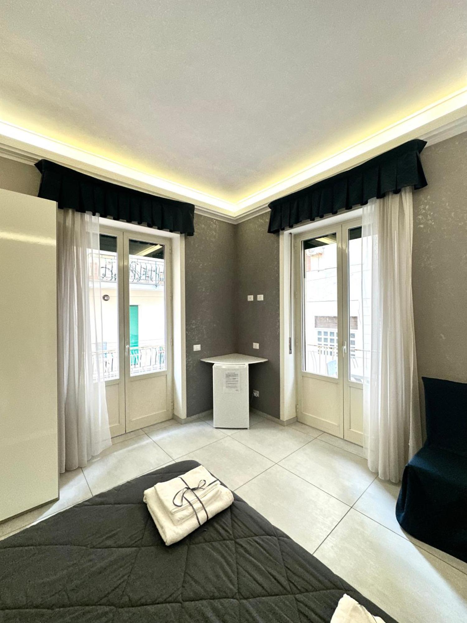 Bed and Breakfast Tuttoincentro Salerno Exterior foto